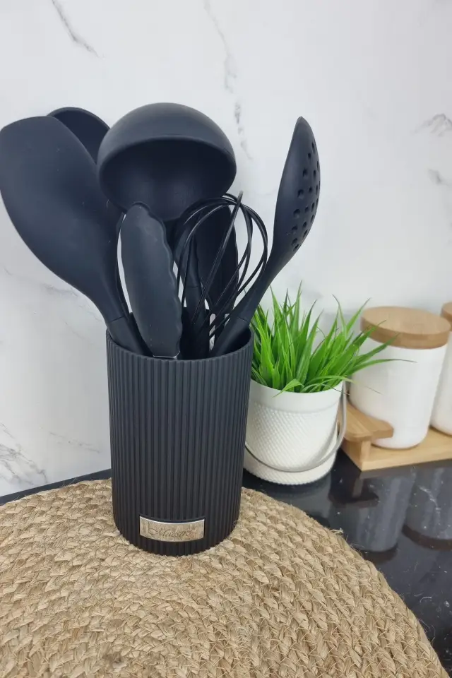 Набір кухонного приладдя 8-пр. Black MR-1542 ᐉ MR-1542 Black - - класна ціна в ProPosud