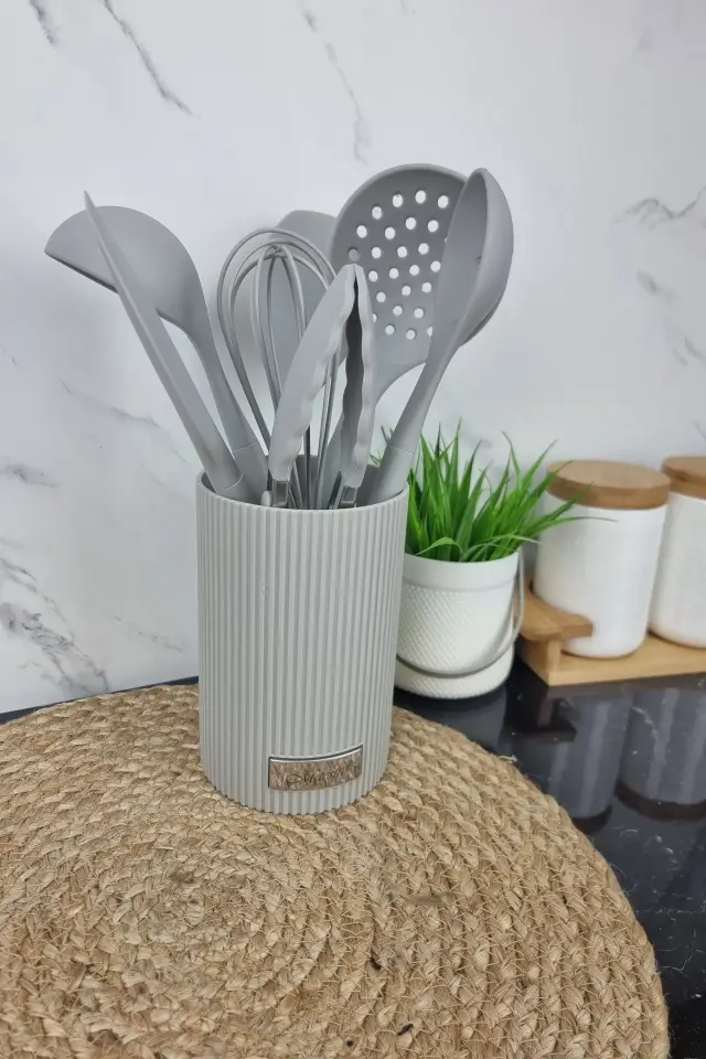 Набір кухонного приладдя 8-пр. Grey MR-1542 ᐉ MR-1542 Grey - - класна ціна в ProPosud