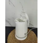 Електрочайник 1,7л 2000Вт пластик White MR-038 ᐉ MR-038 White - - класна ціна в ProPosud