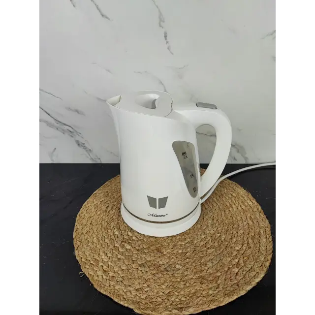 Електрочайник 1,7л 2000Вт пластик White MR-038 ᐉ MR-038 White - - класна ціна в ProPosud