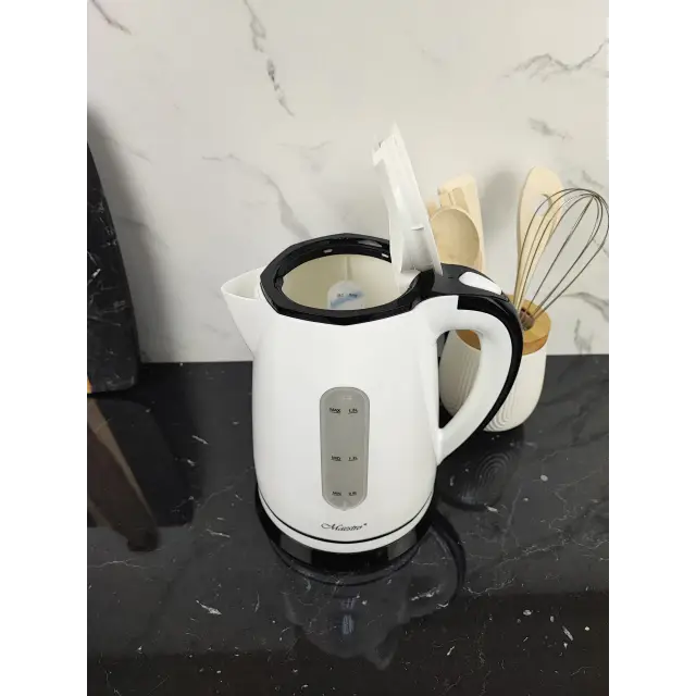 Електрочайник 1,8л 2000Вт пластик White MR-058 ᐉ MR-058 White - - класна ціна в ProPosud