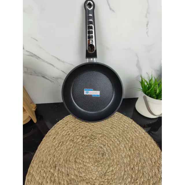 Сковорідка 26см антипр.покриття скл.кришка індукція QuanTanium MR-1207-26 ᐉ MR-1207-26 - - класная цена в ProPosud