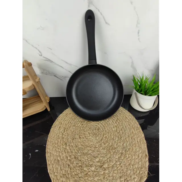 Сковорідка 24см антипр.покриття індукція Soft-touch MR-1217-24 ᐉ MR-1217-24 - - класная цена в ProPosud