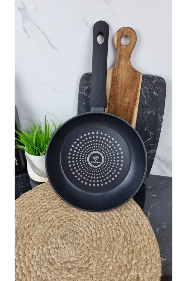 QD-D328-L Сковорідка 28см антипр.покриття скл.кришка Diamond