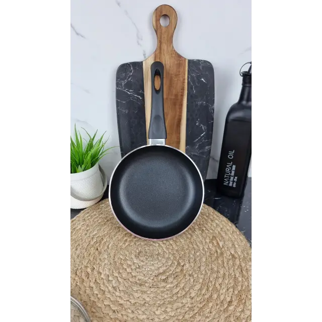 FPN-181 Сковорідка 18см антипр.покриття скл.кришка NON STICK Чорний ᐉ FPN-181 - - класная цена в ProPosud