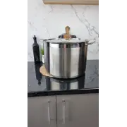 ZB-38 Кастрюля цилиндрическая 30л нерж.сталь нерж.крышка ᐉ ZB-38 - - класная цена в ProPosud