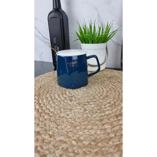 254 Чашка фарфоровая 370 мл