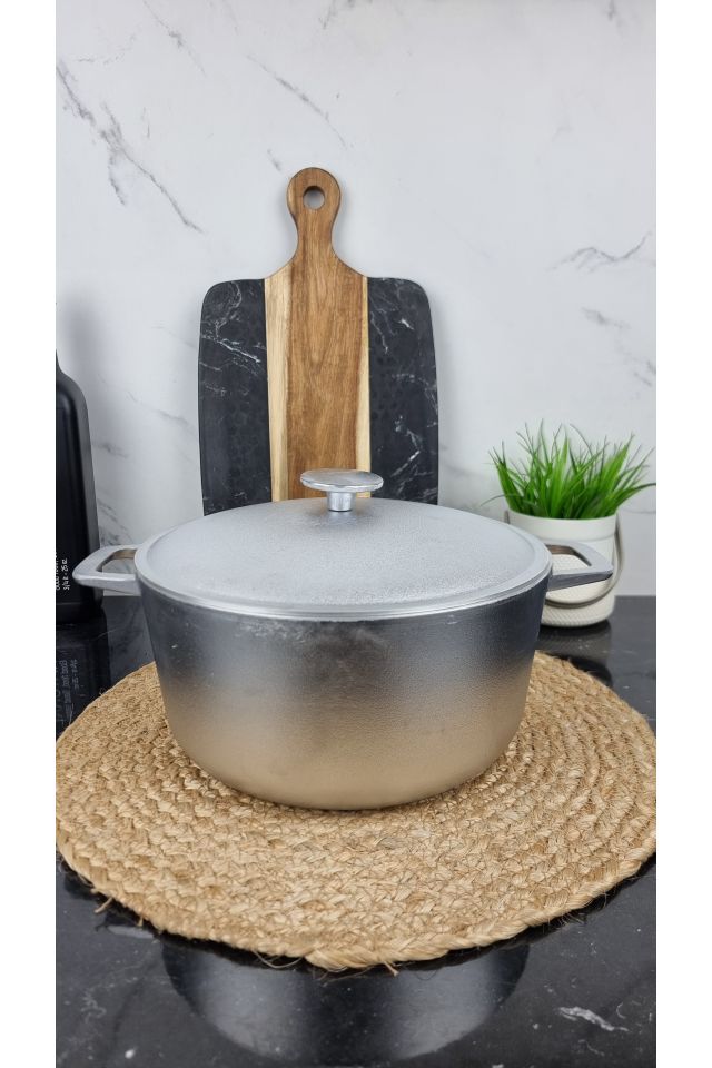 Каструля 4,0л з кришкою D3004 ᐉ D3004 - - класна ціна в ProPosud